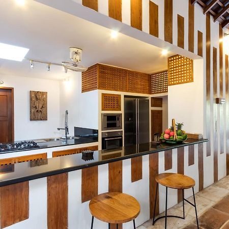 La Villa Des Sens Seminyak Exteriör bild